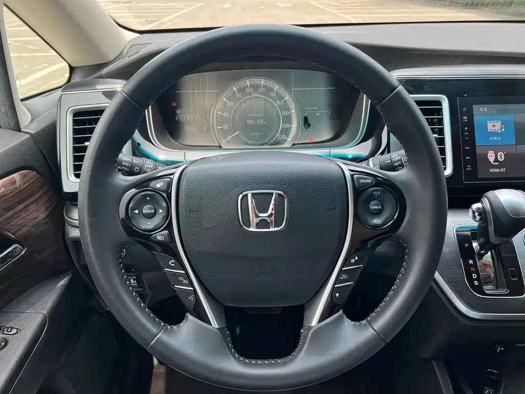 Honda Elysion — миниатюра 6