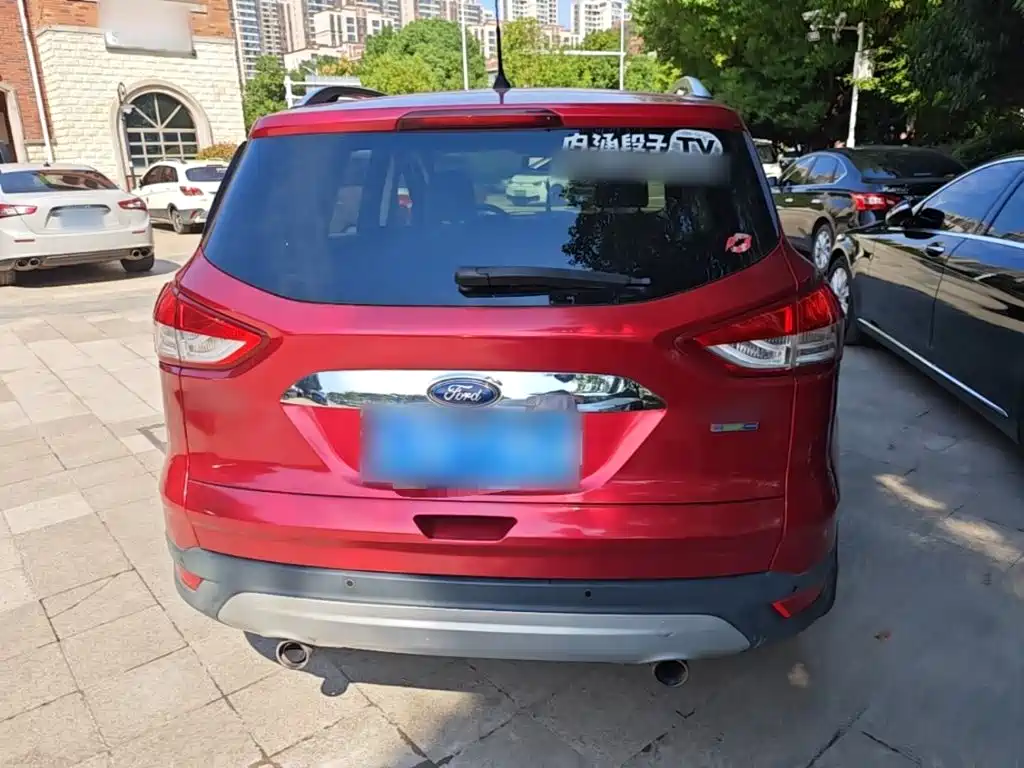 Ford Kuga — миниатюра 6