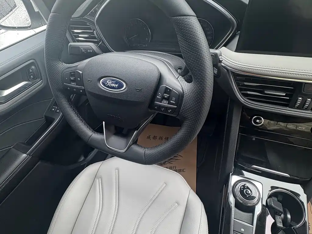 Ford Escape — миниатюра 9
