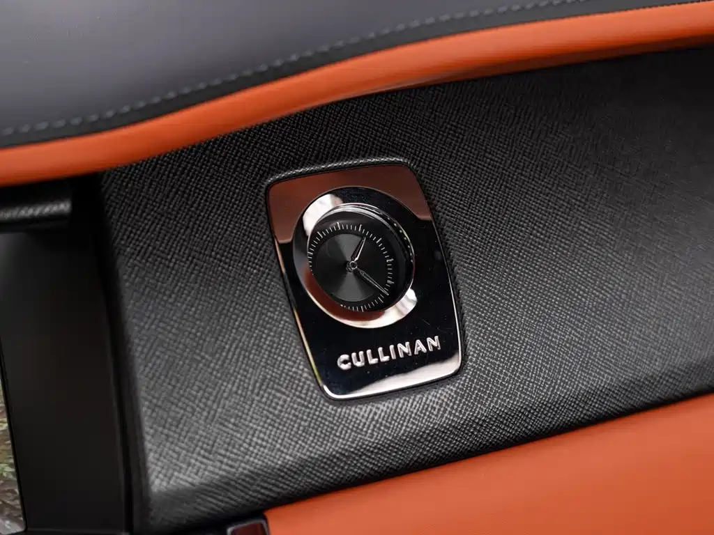 Rolls-Royce Cullinan — миниатюра 20