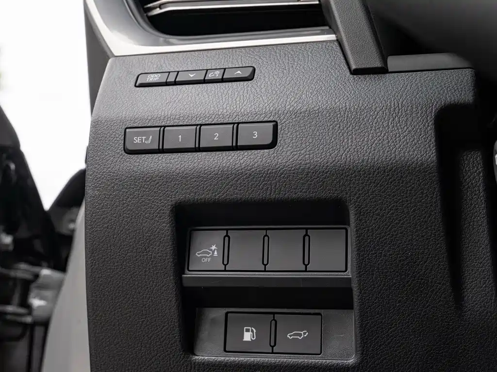 Lexus GX — миниатюра 20