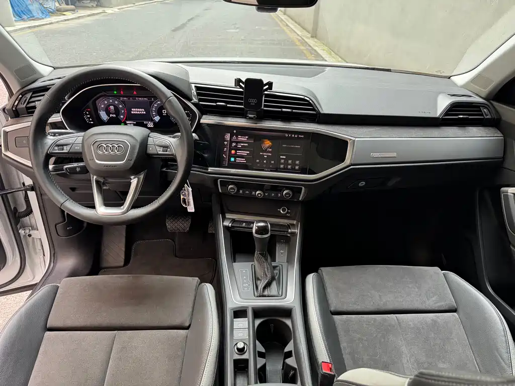 Audi Q3 — миниатюра 9