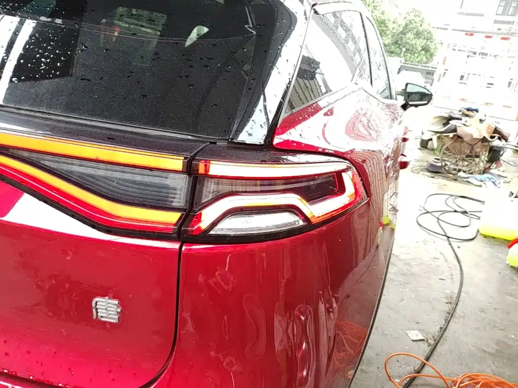 BYD Tang New Energy — миниатюра 8