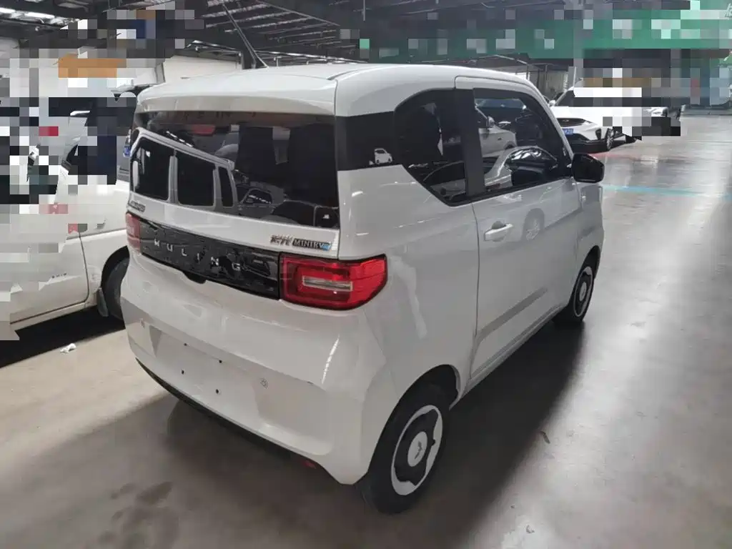 Wuling MINIEV — миниатюра 7