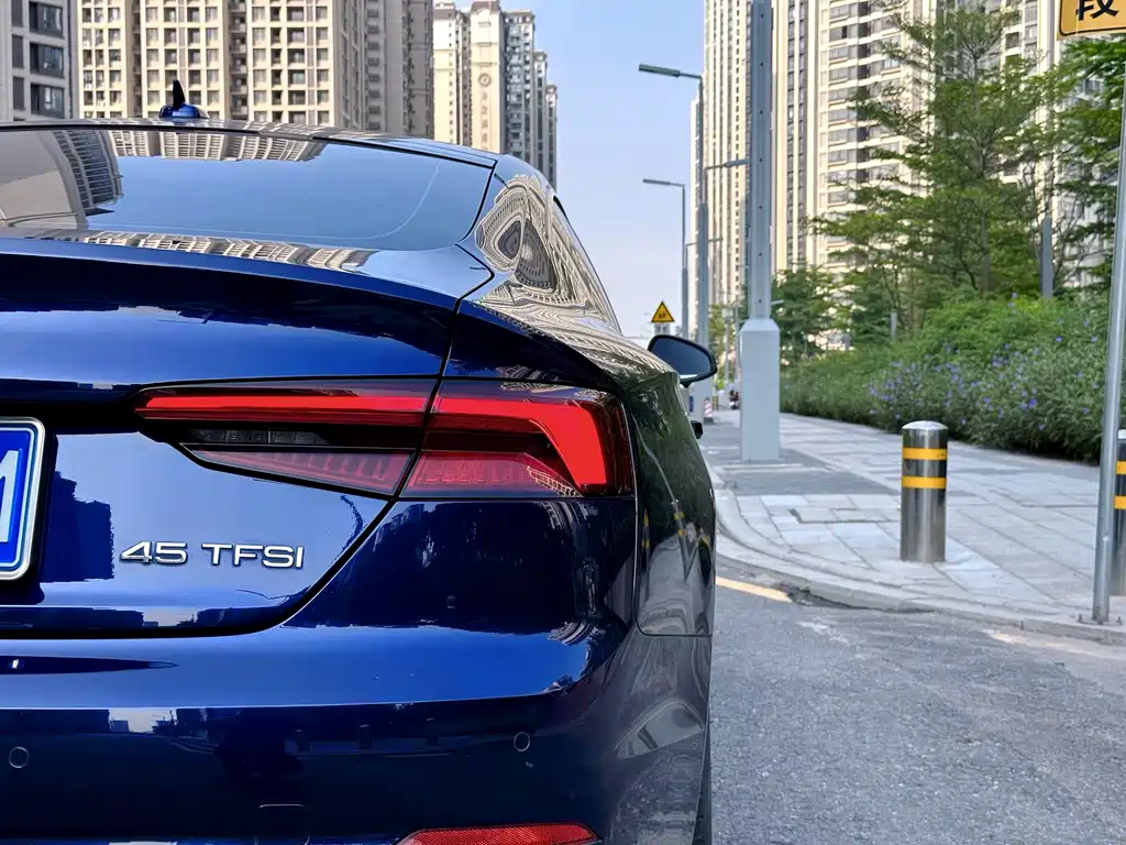 Audi A5 (Import) — миниатюра 7