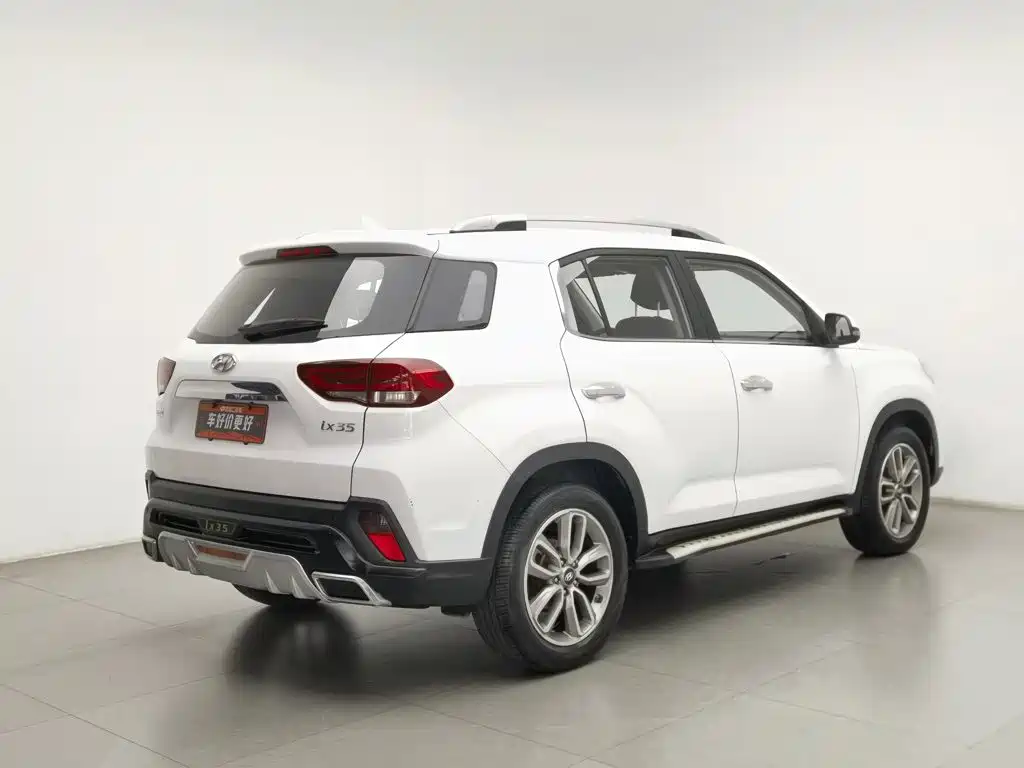 Hyundai ix35 — миниатюра 2