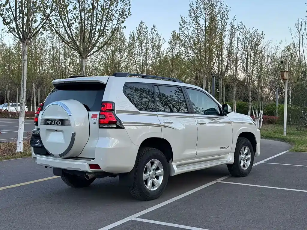 Toyota Land Cruiser Prado 2014 4.0L