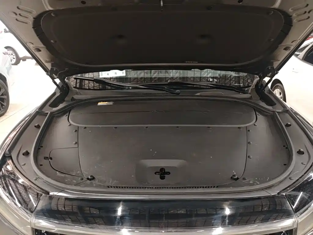 Li Auto Li ONE — миниатюра 20