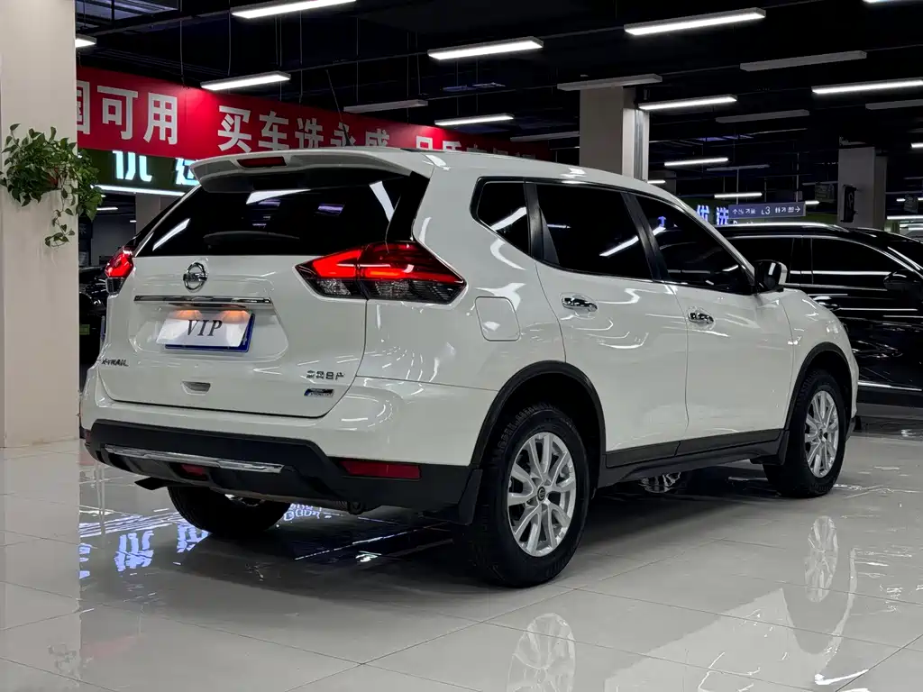 Nissan X-Trail — миниатюра 7