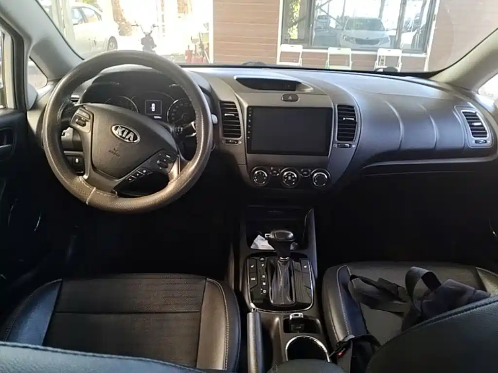 Kia K3 — миниатюра 15