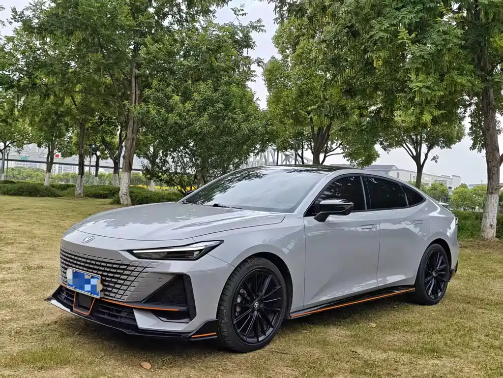 Changan UNI-V 2022