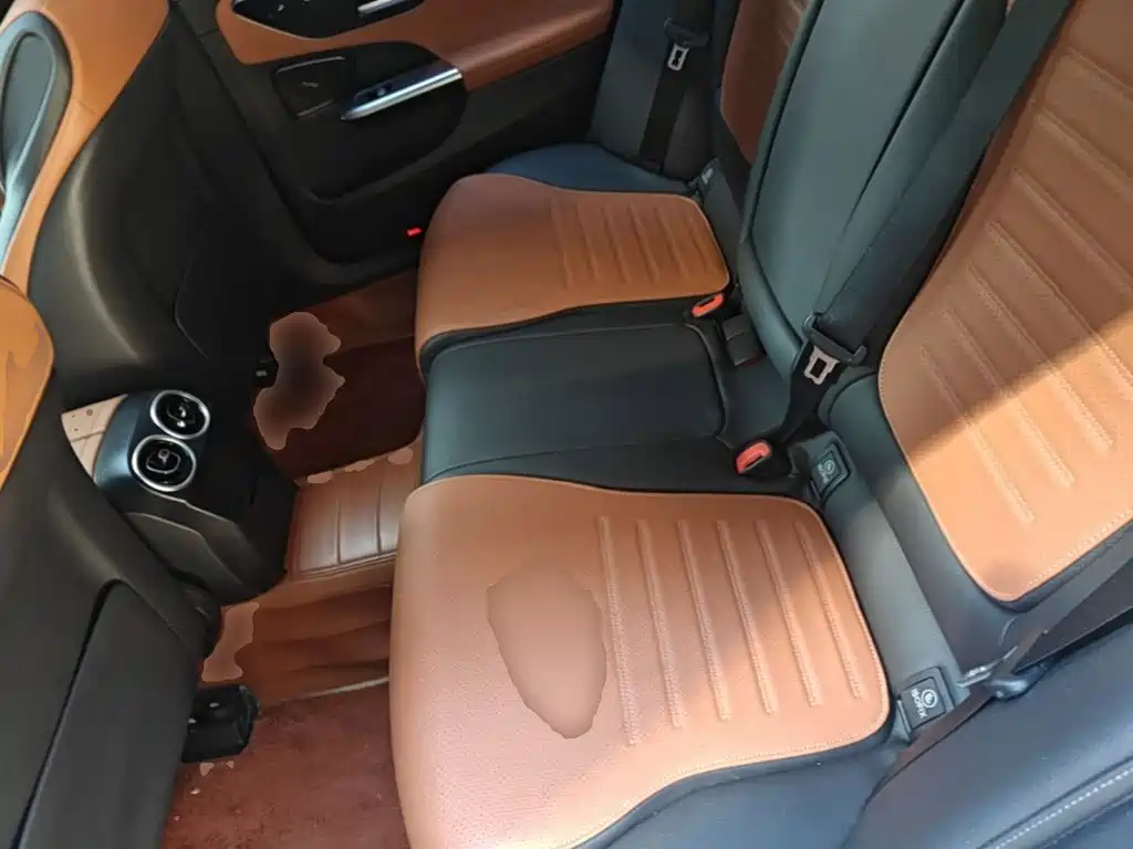 Mercedes-Benz C-Class — миниатюра 17
