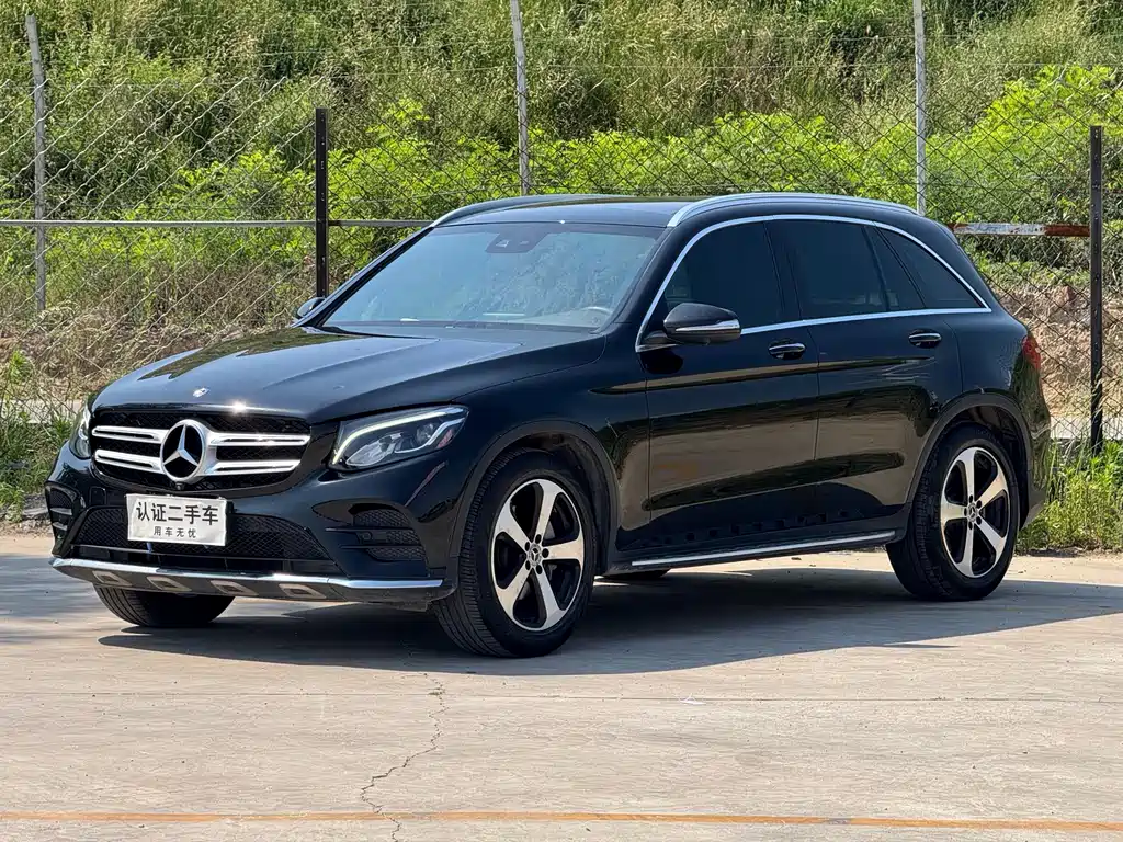 Купить Mercedes-Benz GLC