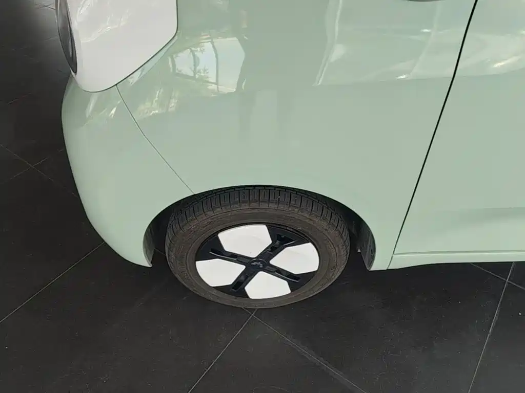 Wuling MINIEV — миниатюра 23