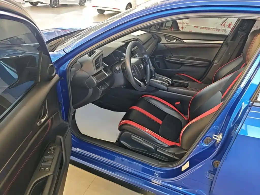 Honda Civic — миниатюра 16