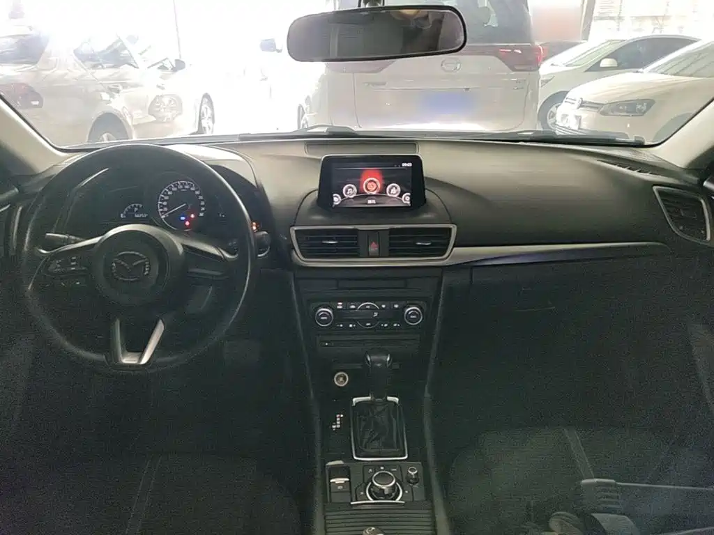 Mazda 3 Axela — миниатюра 10