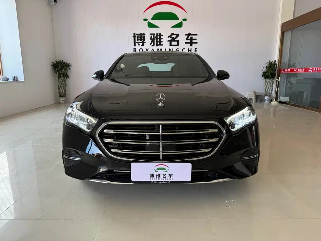 MERCEDES-BENZ E CLASS