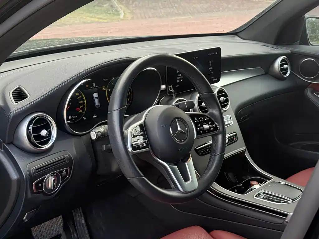 Mercedes-Benz GLC Coupe — миниатюра 15