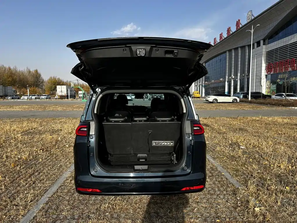 GAC Motor Trumpchi M6 — миниатюра 9