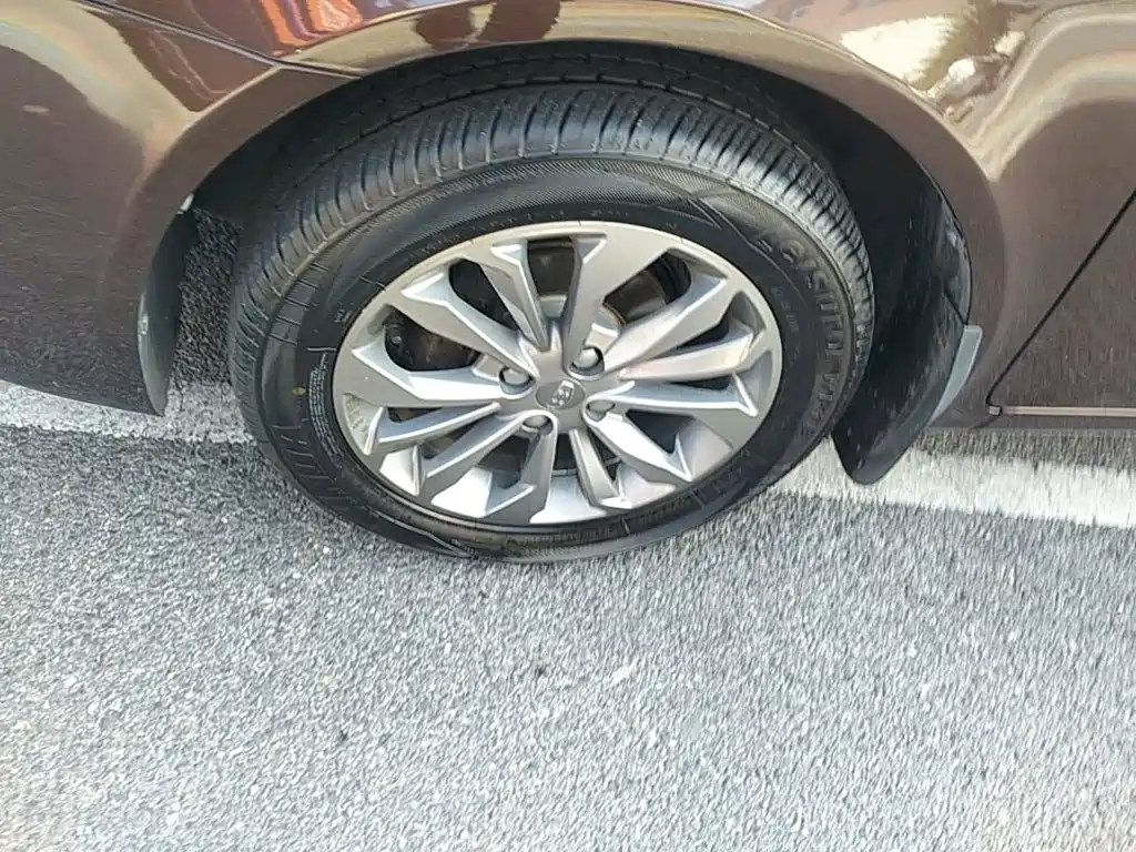 Geely Vision — миниатюра 23