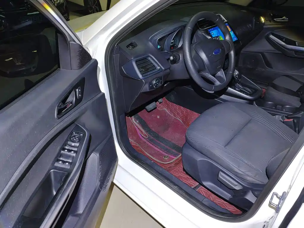 Ford Escort — миниатюра 16