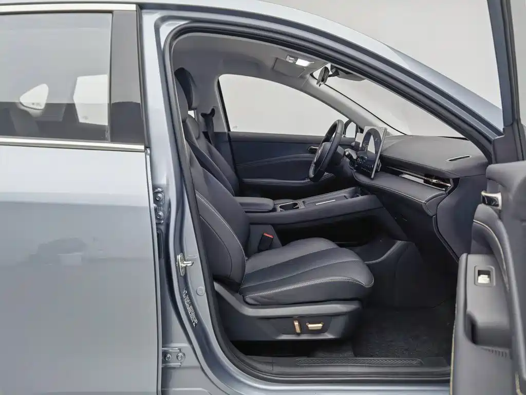 Baojun Yunhai — миниатюра 23