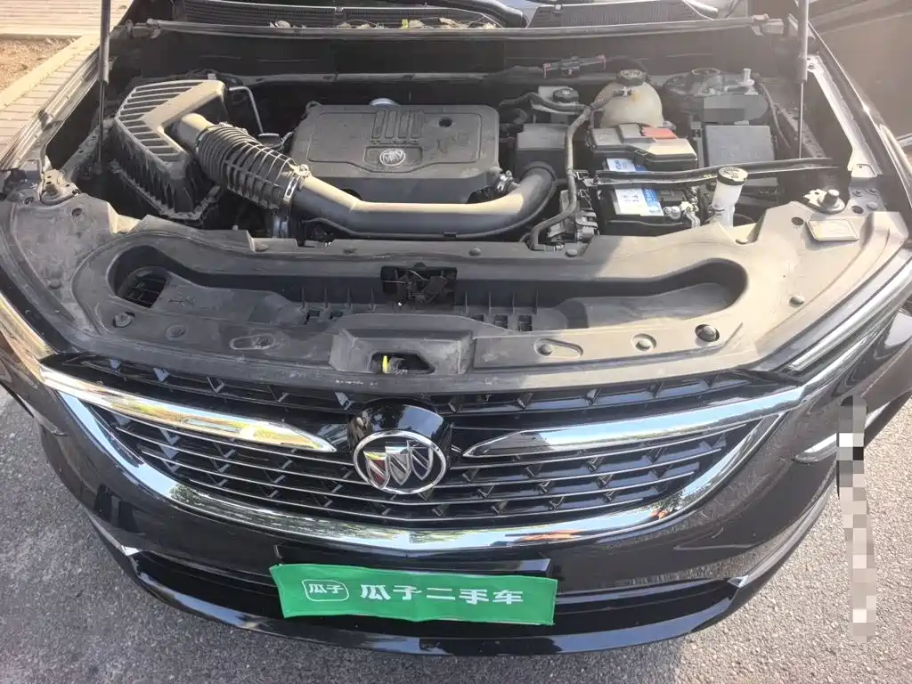 Buick Enclave — миниатюра 16