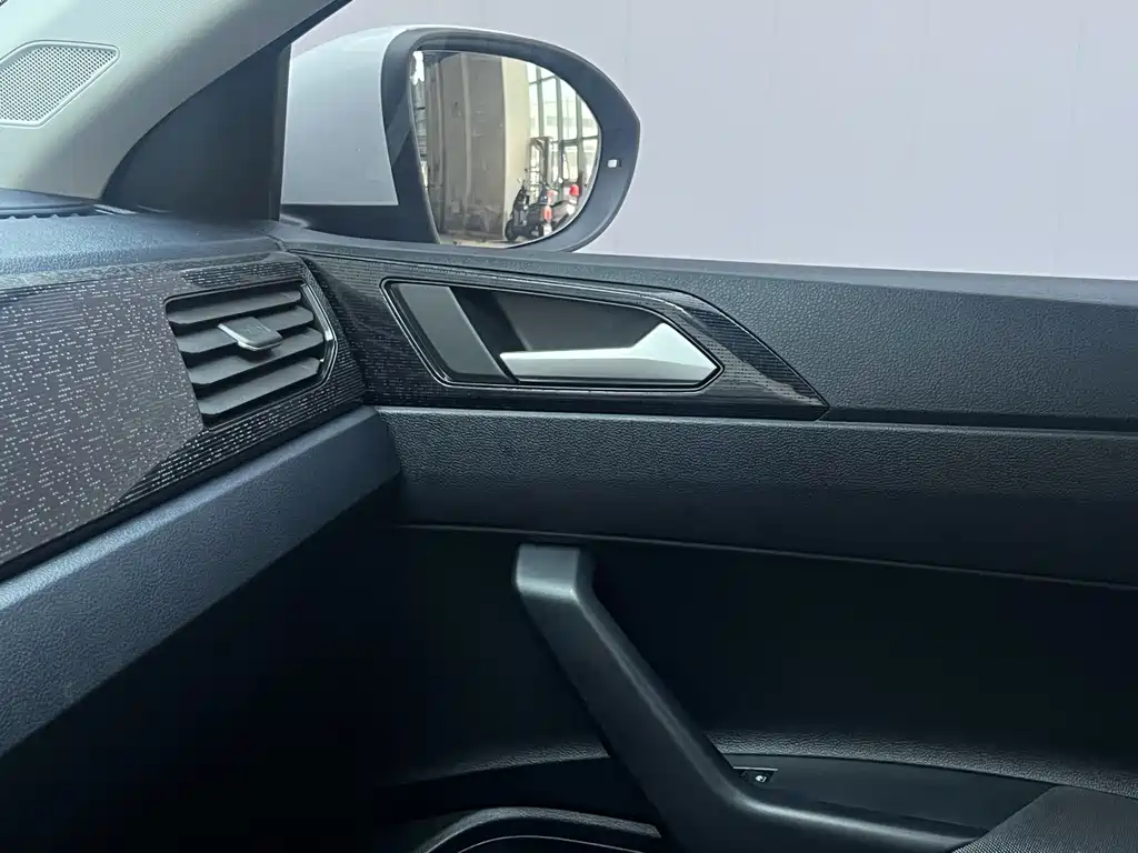 Volkswagen Lavida — миниатюра 13