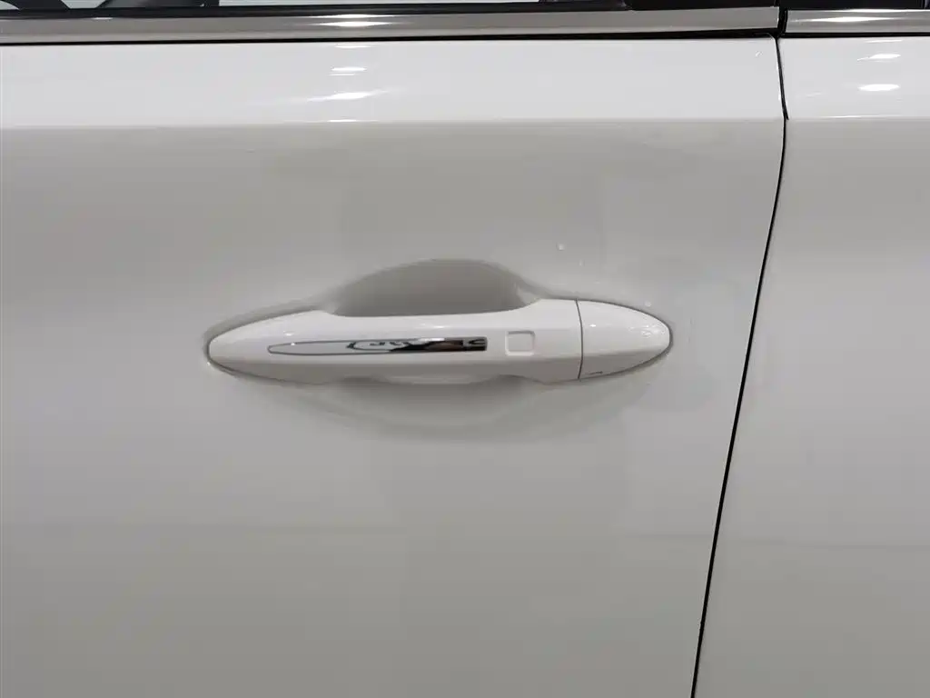 GAC TRUMPCHI GS4 PLUS