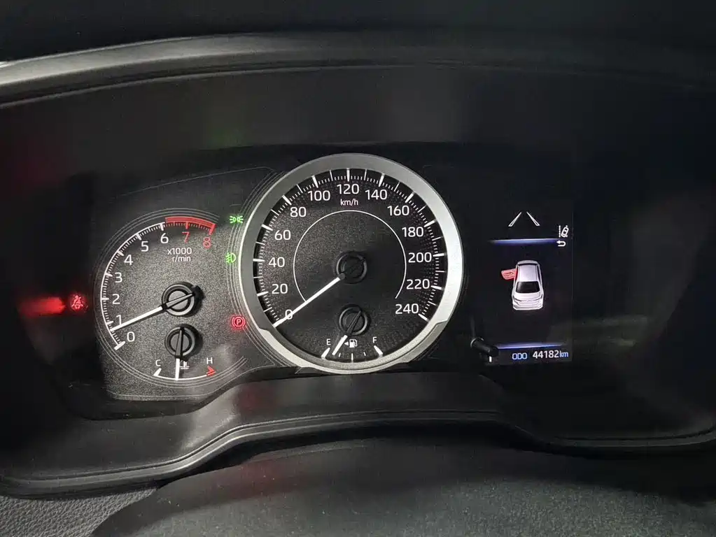 Toyota Corolla — миниатюра 15