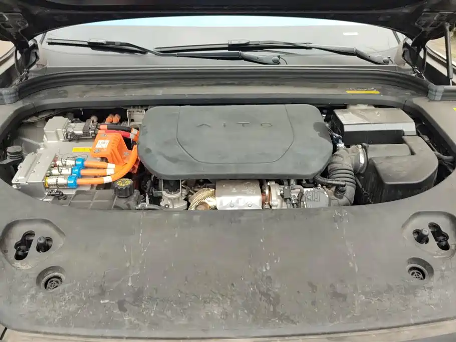 AITO ASK THE WORLD M9