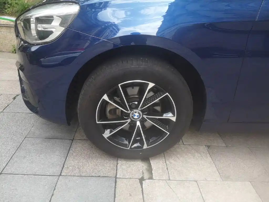 BMW 2 Series Gran Tourer — миниатюра 23
