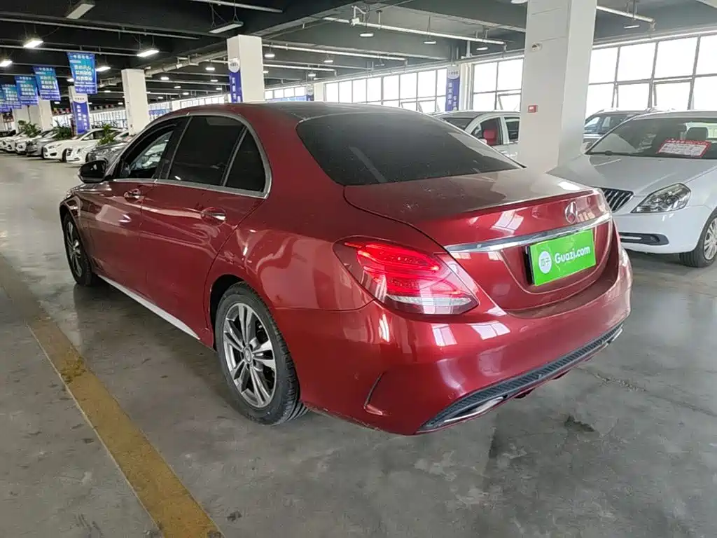 Mercedes-Benz C-Class — миниатюра 5