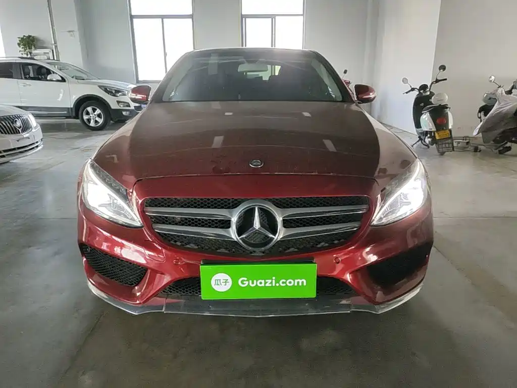 Mercedes-Benz C-Class — миниатюра 3