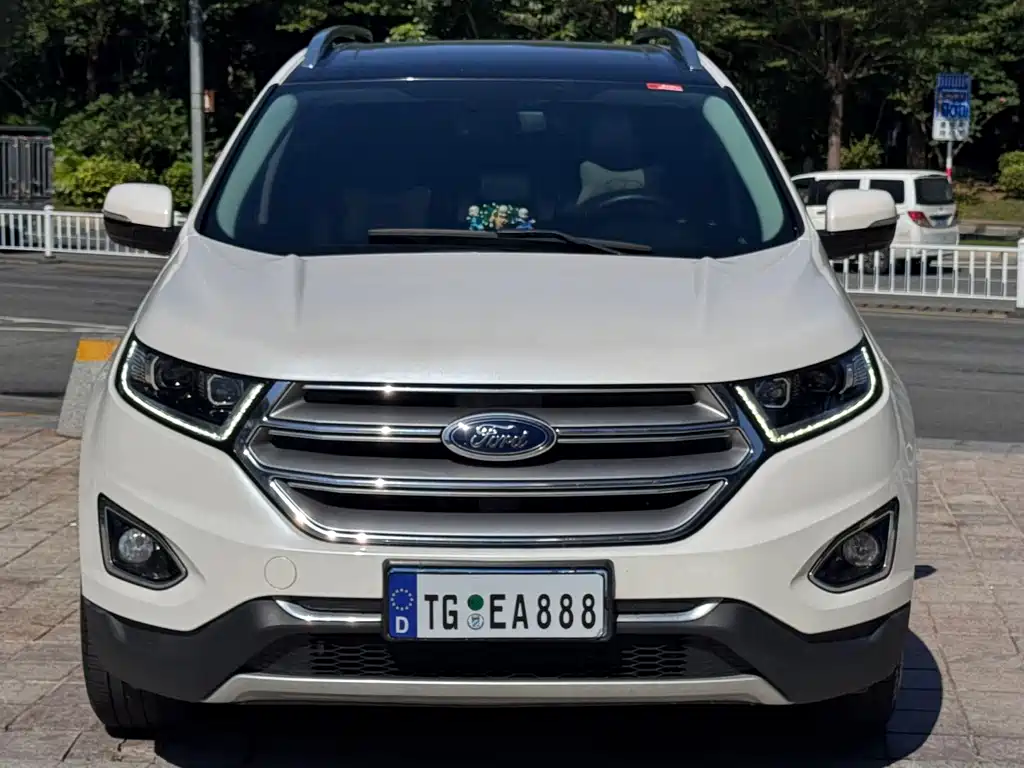 Ford Edge — миниатюра 2