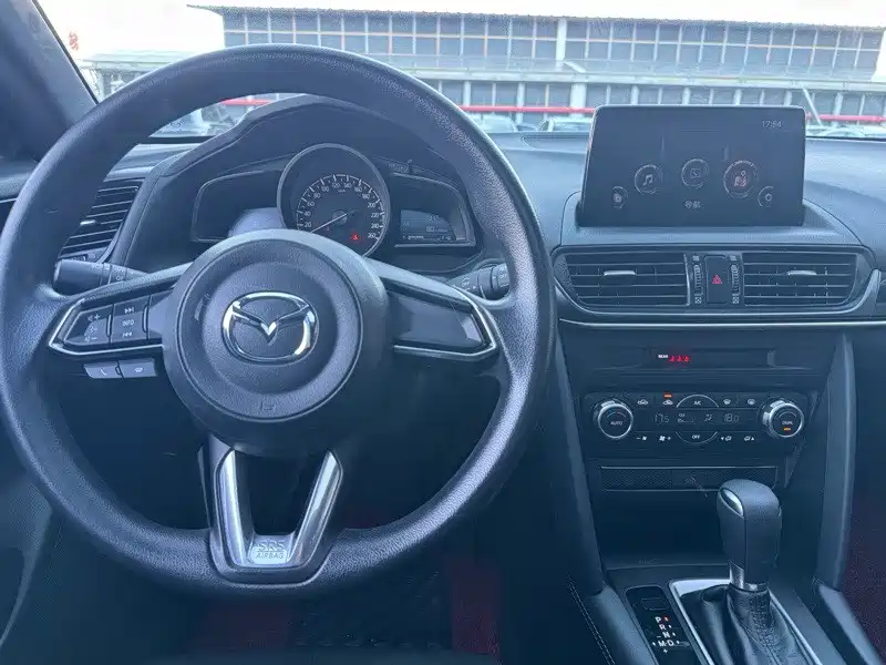 Mazda CX-4 — миниатюра 10