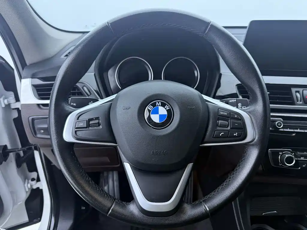 BMW X1 — миниатюра 12