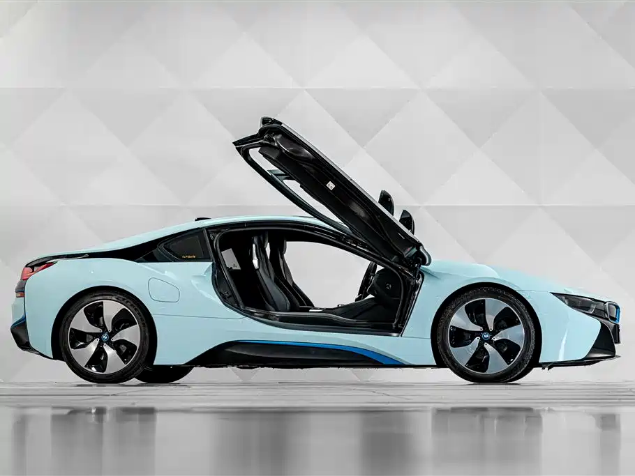 BMW i8 — миниатюра 10