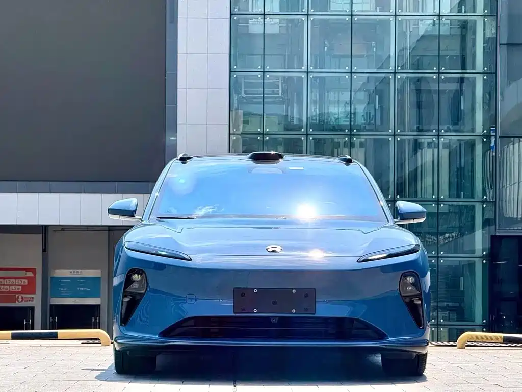 NIO ET5T — миниатюра 3