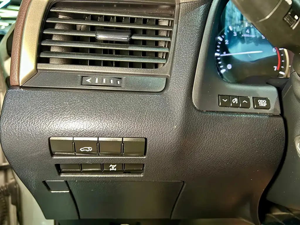 Lexus RX — миниатюра 21