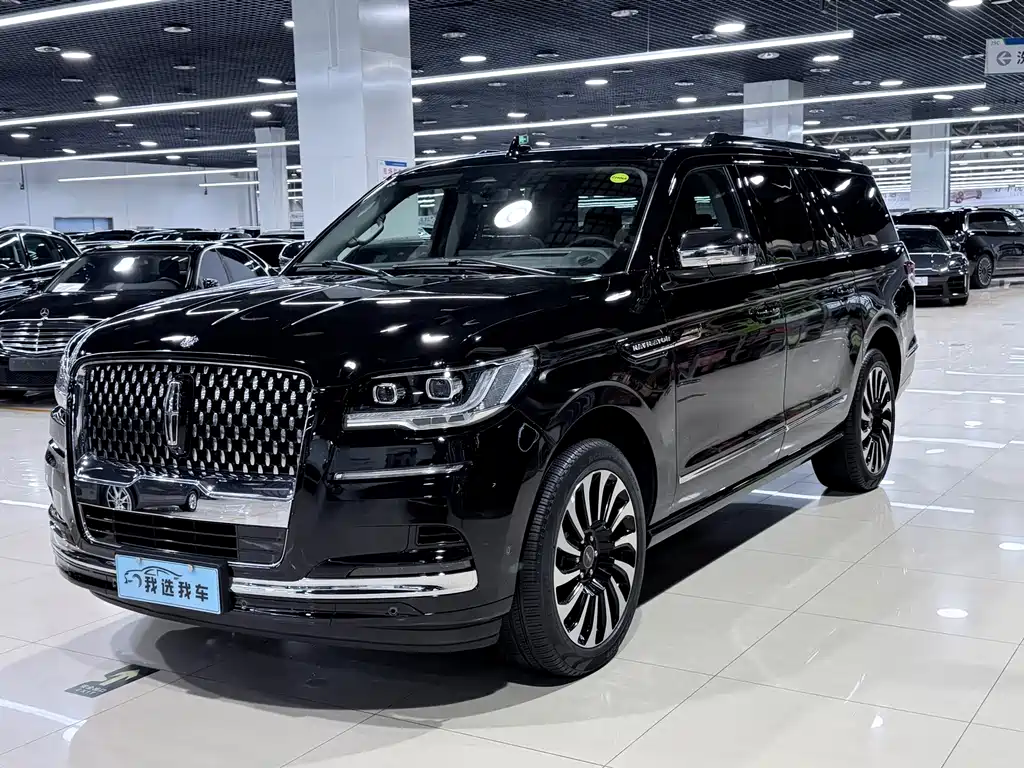 Lincoln Navigator