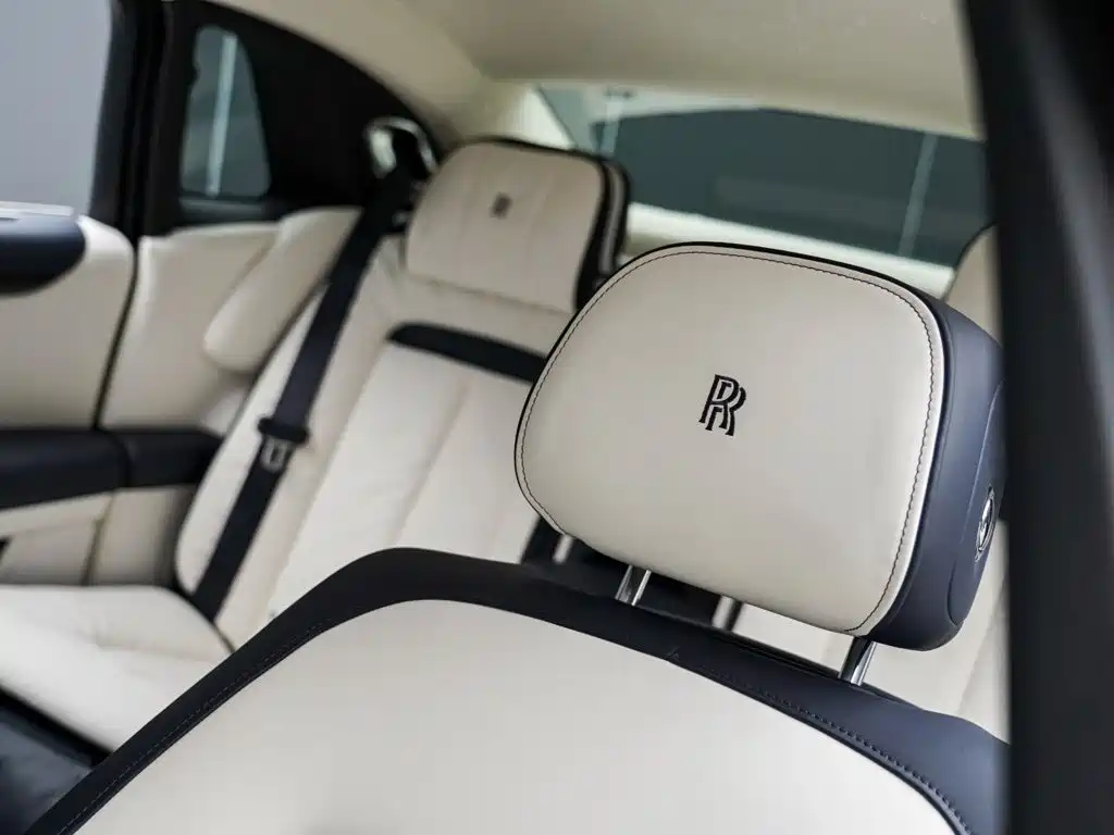 Rolls-Royce Ghost — миниатюра 16