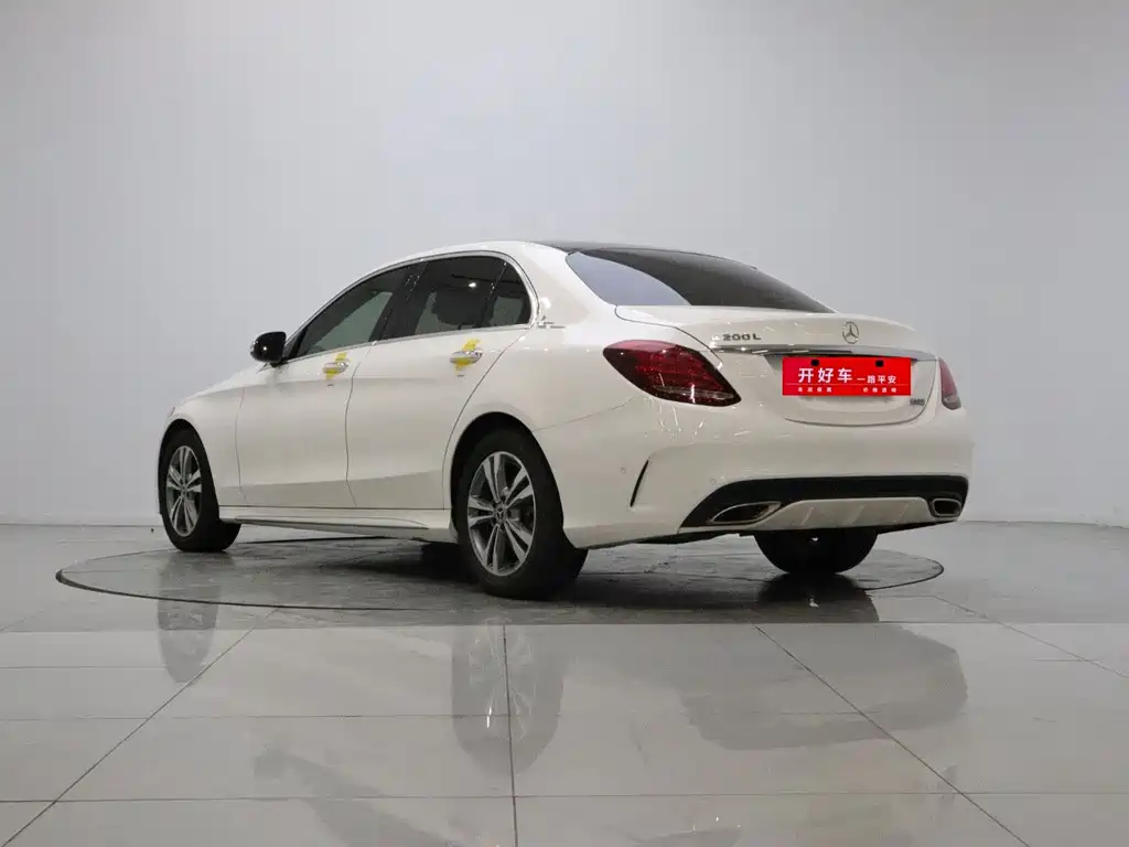 Mercedes-Benz C-Class — миниатюра 5