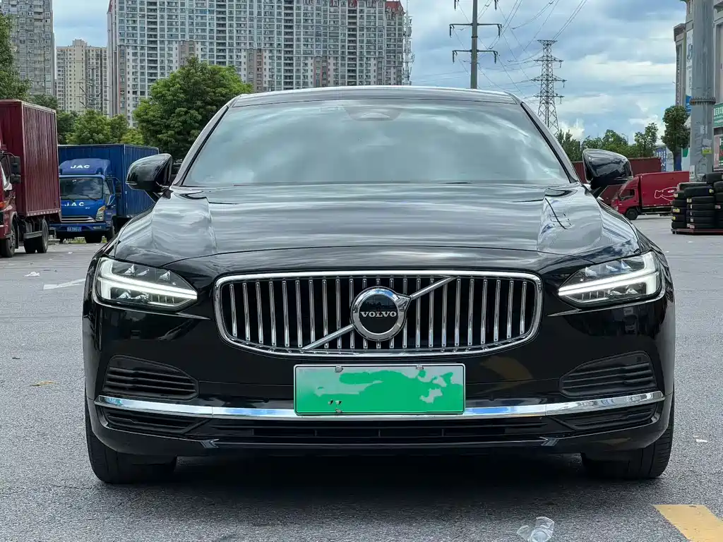 Volvo S90 PHEV — миниатюра 2
