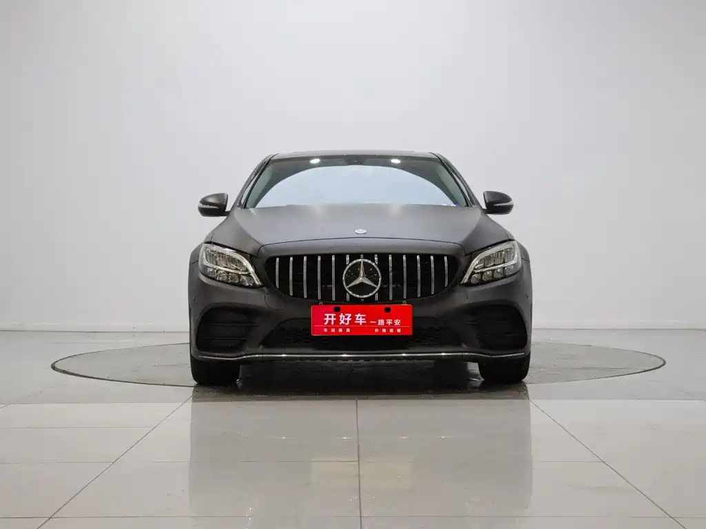 Mercedes-Benz C-Class — миниатюра 2