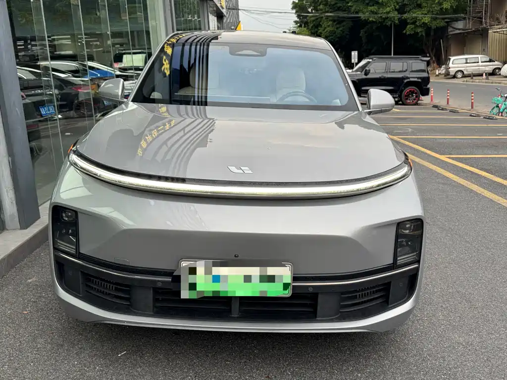 Li Auto Li L8 — миниатюра 2