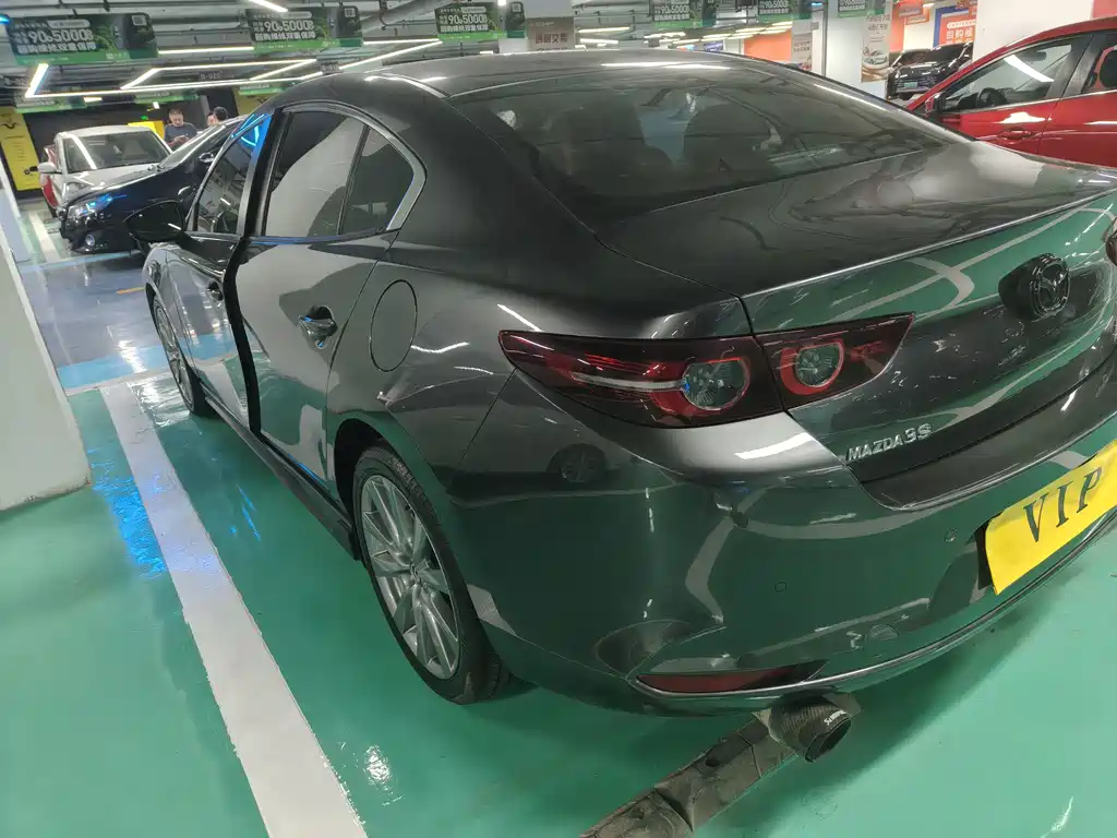 Mazda 3 Axela — миниатюра 12