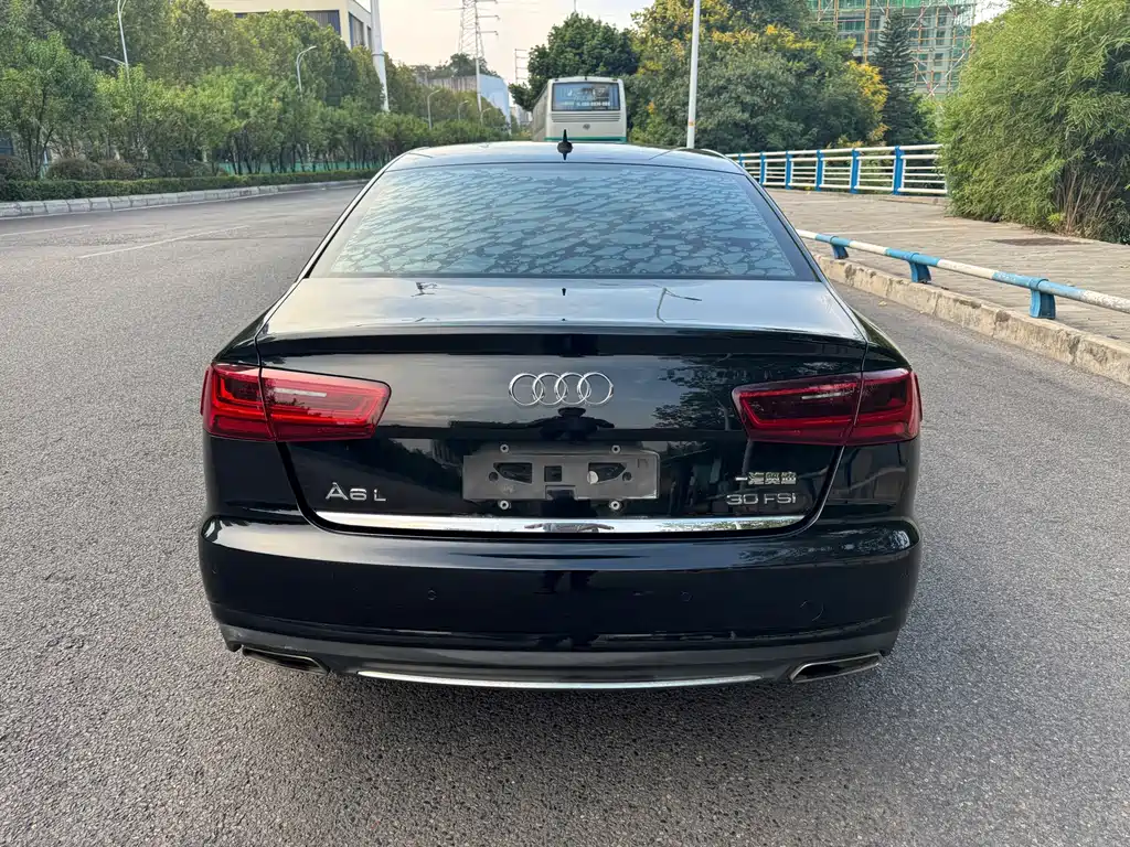Audi A6L — миниатюра 8