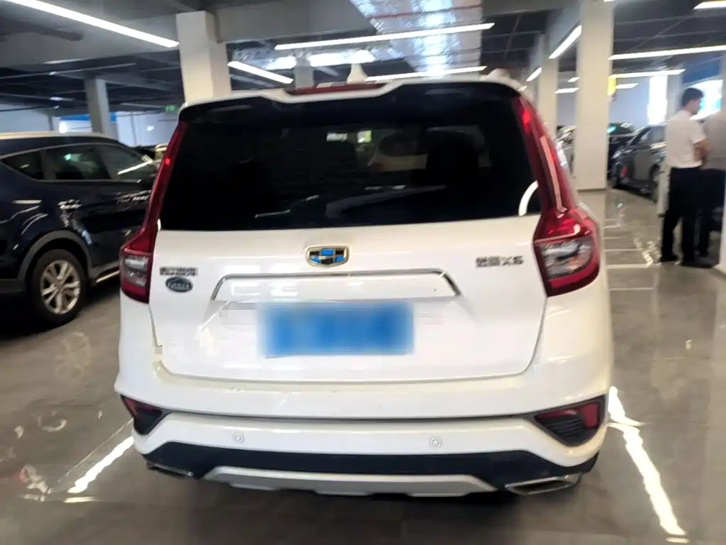 Geely Vision X6 — миниатюра 6