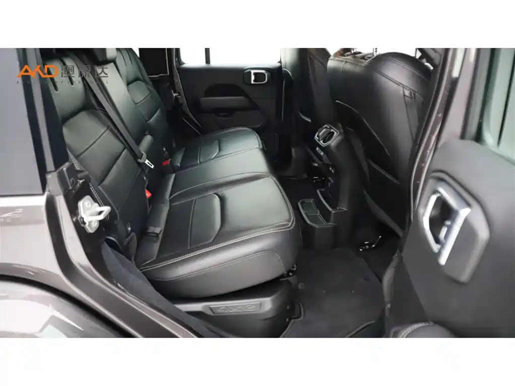 Jeep Wrangler PHEV — миниатюра 8